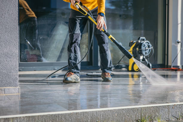 Best Commercial Building Pressure Washing  in , FL
